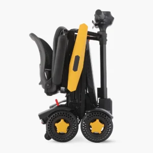 קלנועית עם שלט 3